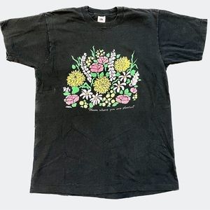 Vitg. Single Stitch Perfect Possibilities Bloom Where You Are Planted Tee Large